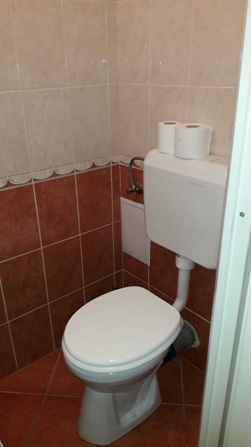 Annika Apartman Eger Kültér fotó